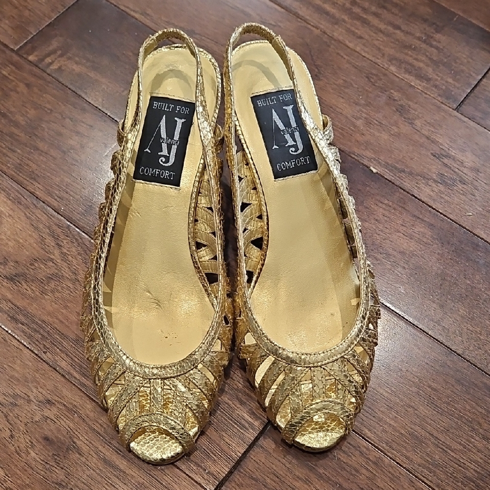 AJ VALENCI Gold Women's Slingback Flats